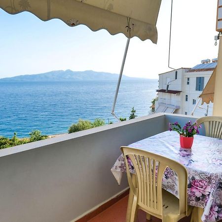 Rei Apartments Sarandë 外观 照片