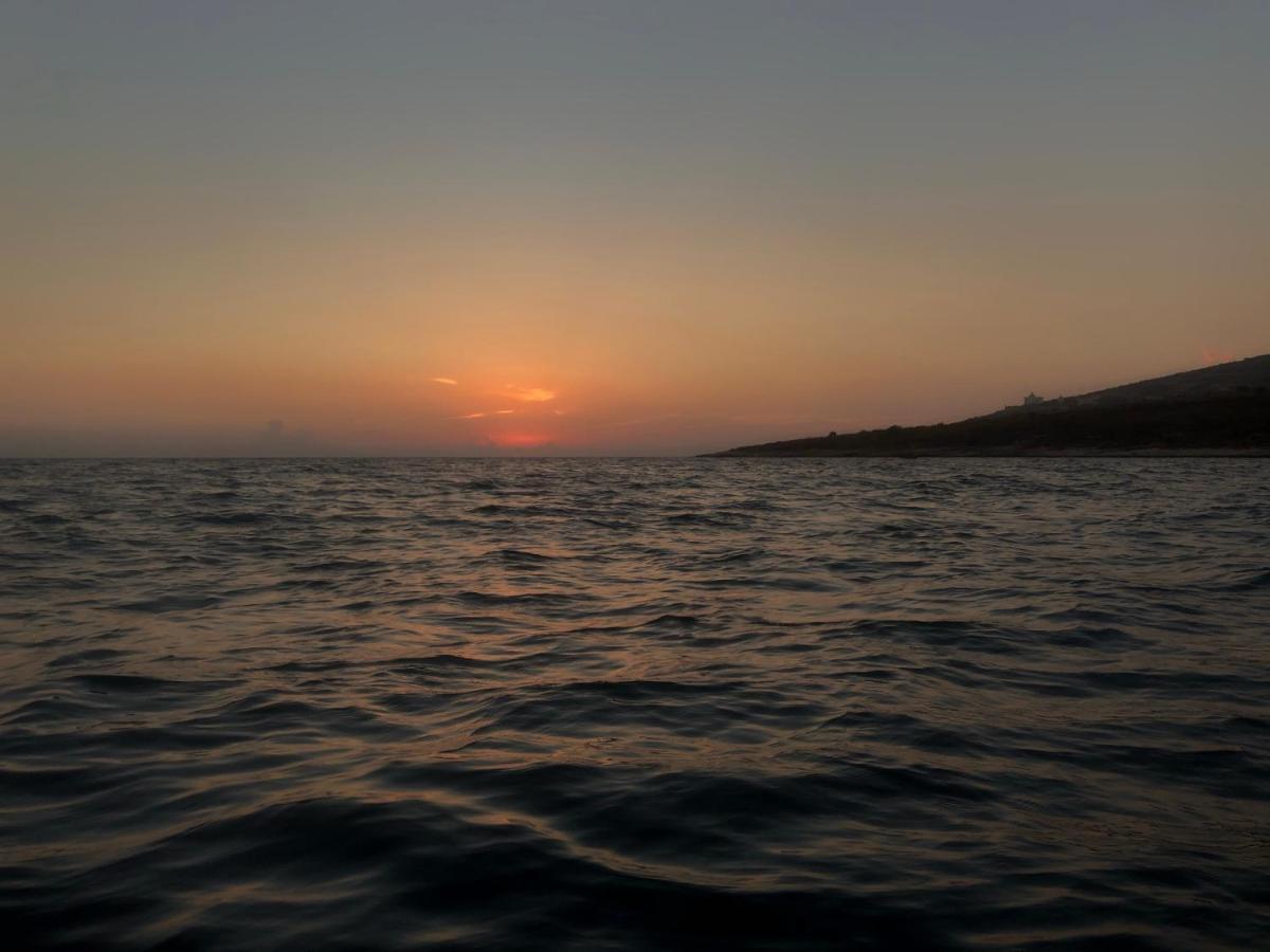 Rei Apartments Sarandë 外观 照片