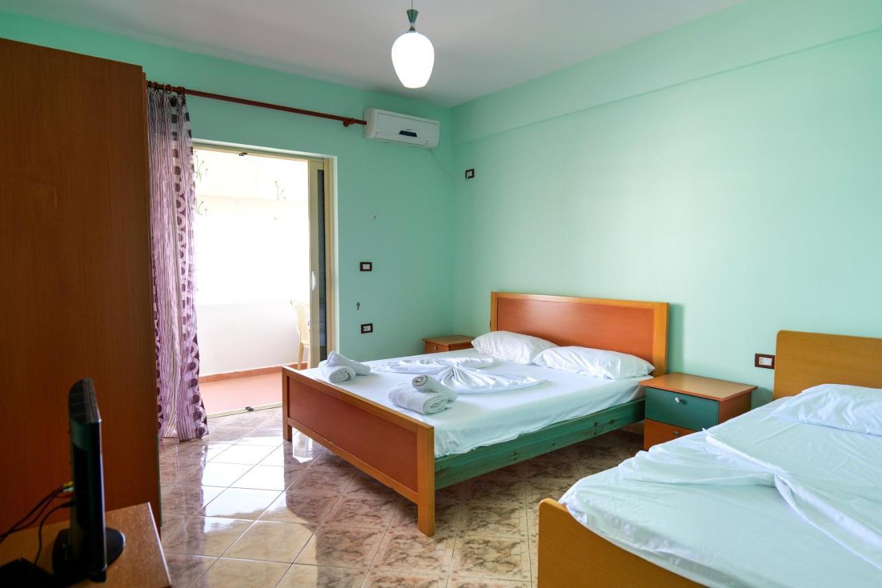 Rei Apartments Sarandë 外观 照片