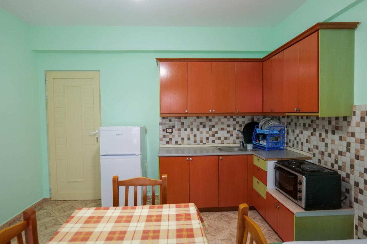 Rei Apartments Sarandë 外观 照片