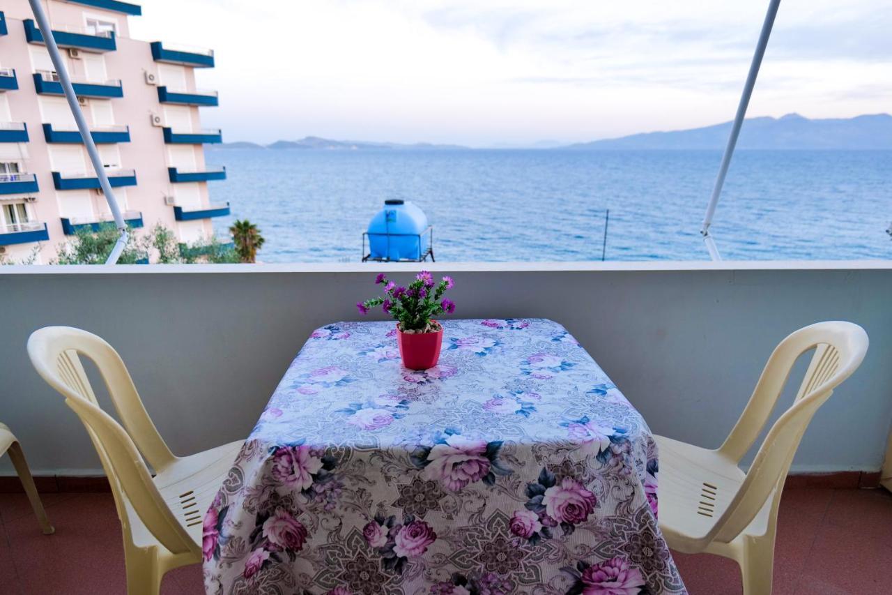 Rei Apartments Sarandë 外观 照片
