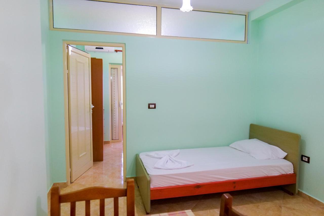 Rei Apartments Sarandë 外观 照片