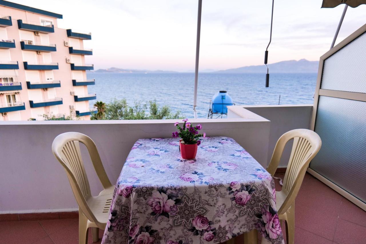 Rei Apartments Sarandë 外观 照片